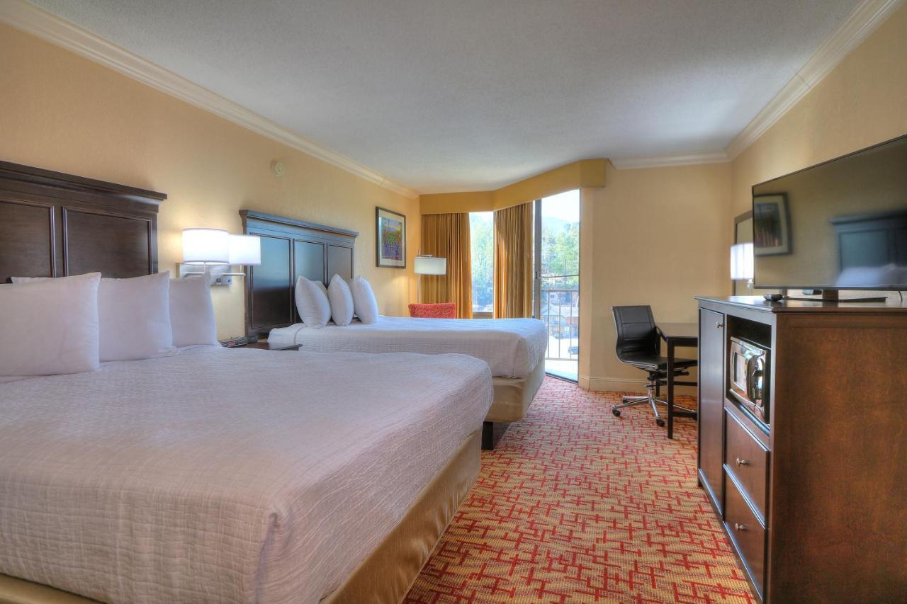Standard Queen Room Two Queen Beds
