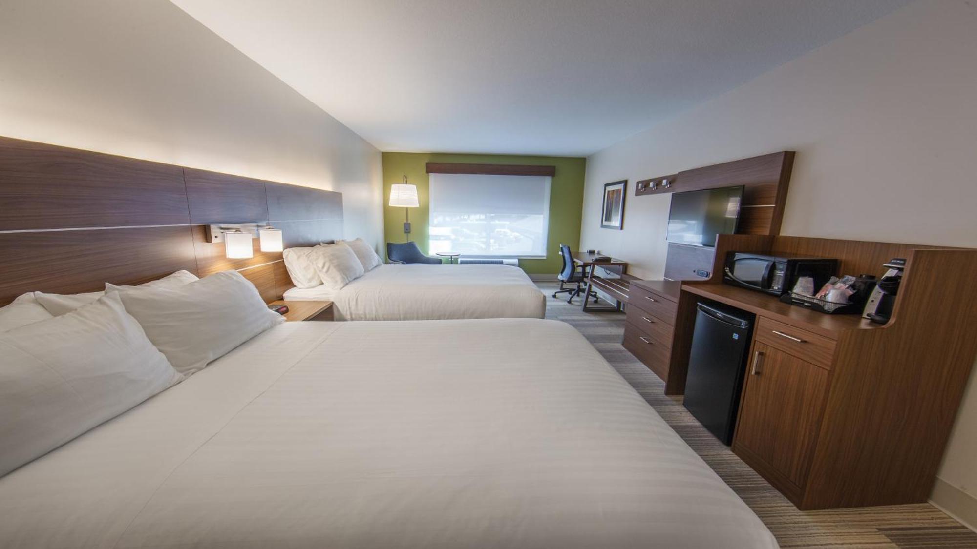 Standard Room Two Queen Beds