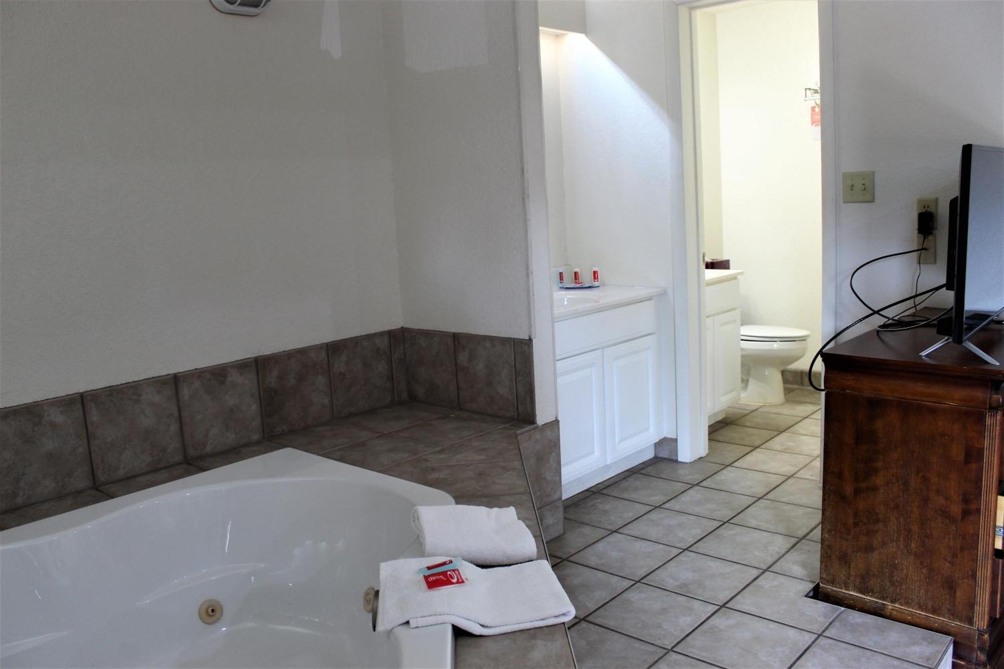 King Suite Two King Beds Non smoking