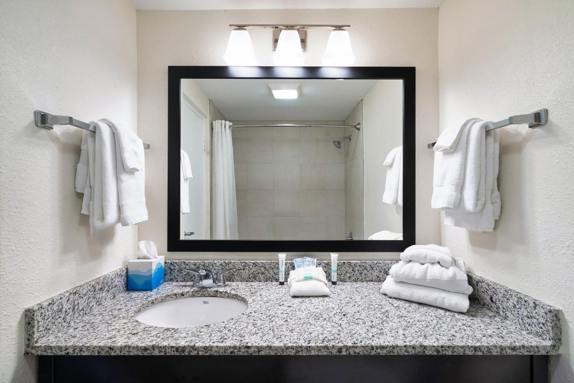 GTVH Standard King Room
