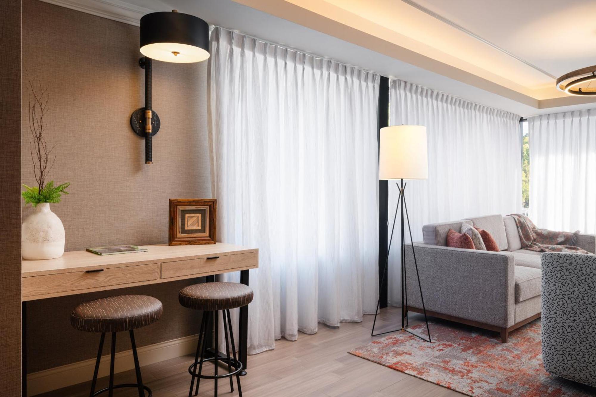 One-Bedroom Suite