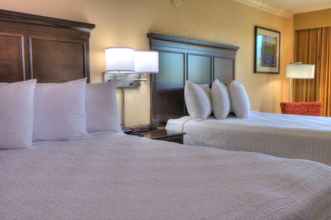 Queen Room Two Queen Beds Non-Smoking