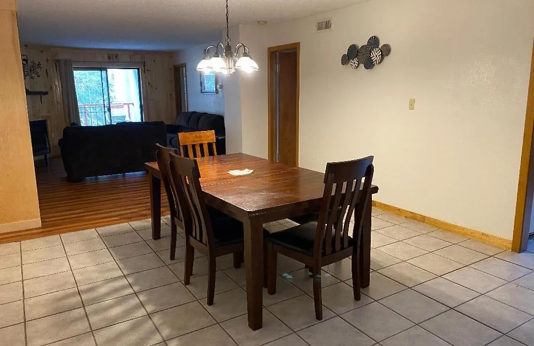 Zoders Inn And Suites-1