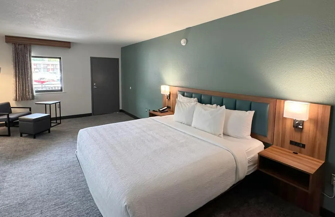 Best Western Johnson'S Inn Downtown Gatlinburg-1