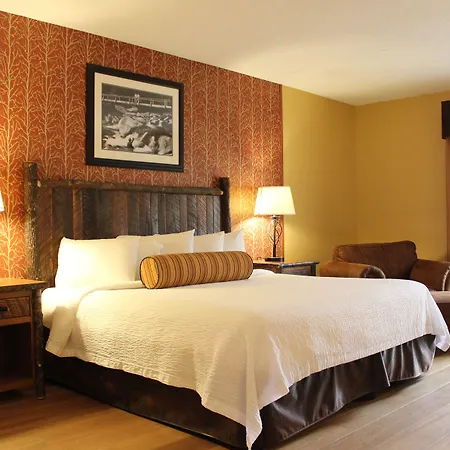 Old Creek Lodge-3