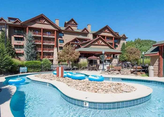 Bearskin Lodge On The River Gatlinburg